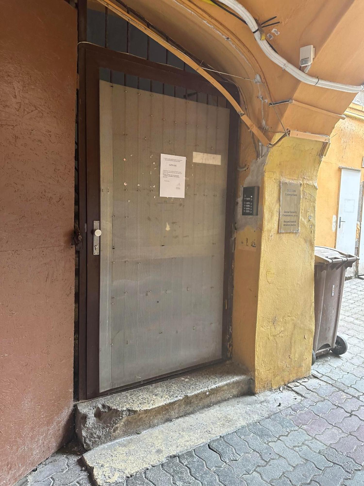 Xxx Μπρατισλάβα Εξωτερικό φωτογραφία